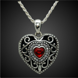 "Princess Alice" Garnet Locket Pendant